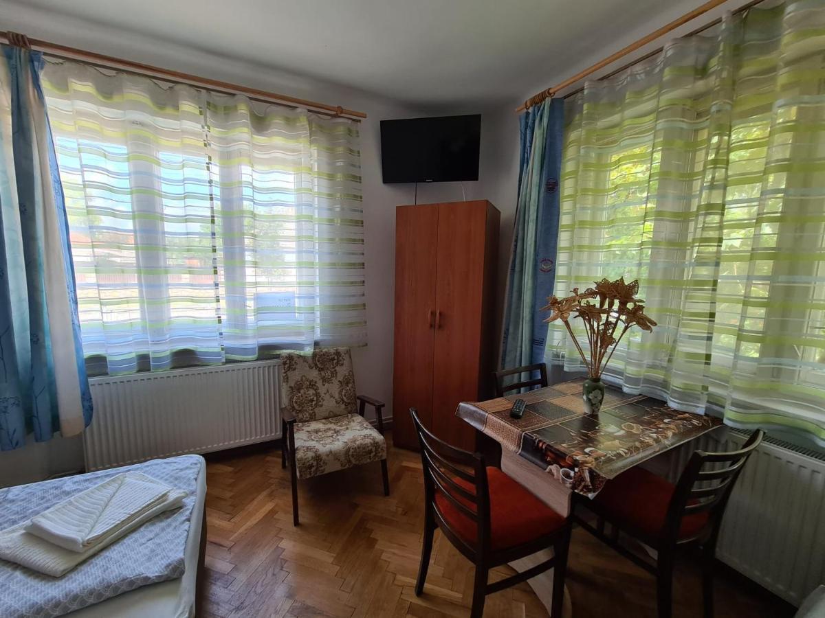 Hotel Sepsi-Szek Sfântu-Gheorghe Exterior foto